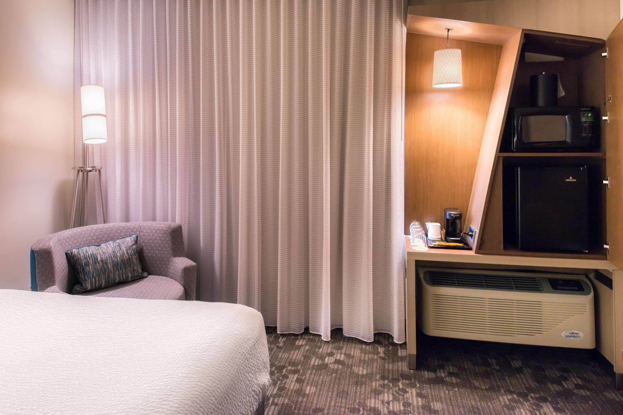 คอร์ตยาร์ด ฮอต สปริงส์ Hotel ฮอตสปริงส์ ภายนอก รูปภาพ